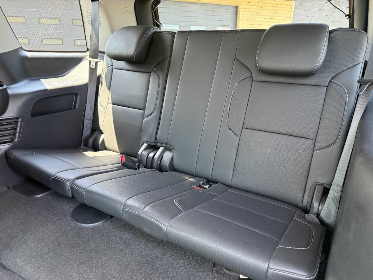 Used 2018 GMC Yukon SLT w/ Open Road Package AWD/4WD image 33