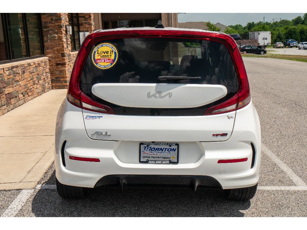 Used 2022 Kia Soul GT-Line FWD image 4