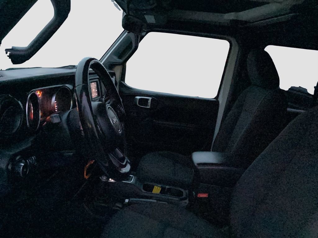 Used 2020 Jeep Wrangler Unlimited Sport image 9