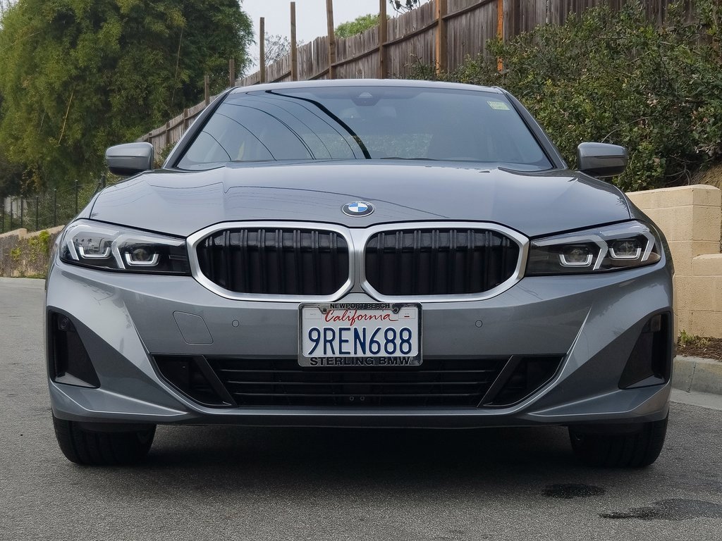 Used 2025 BMW 330i Sedan w/ Convenience Package image 3
