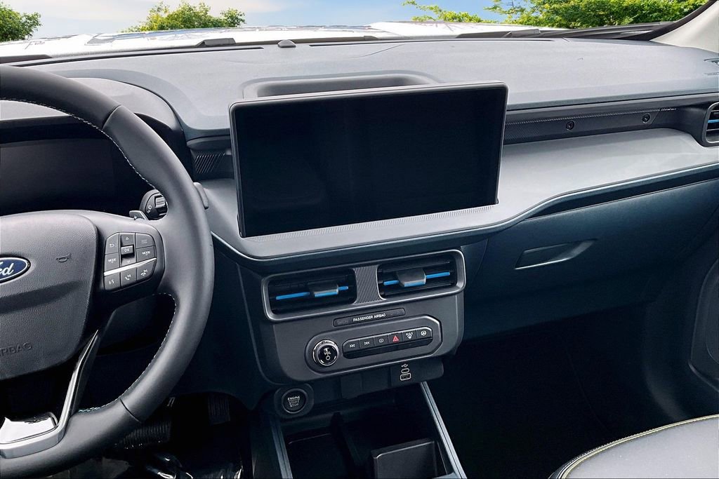 New 2026 Ford Maverick Lobo image 7
