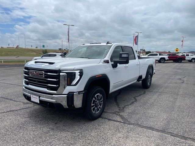 Used 2025 GMC Sierra 2500 SLE w/ Max Trailering Package image 1