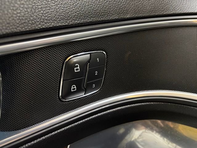 Used 2017 Ford Explorer Limited w/ Equipment Group 301A FWD image 42