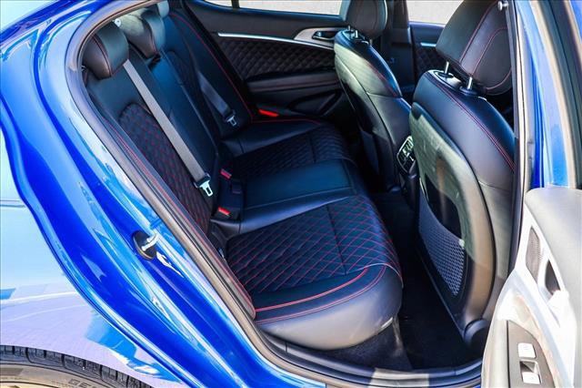 Used 2021 Genesis G70 3.3T w/ Sport Package image 26