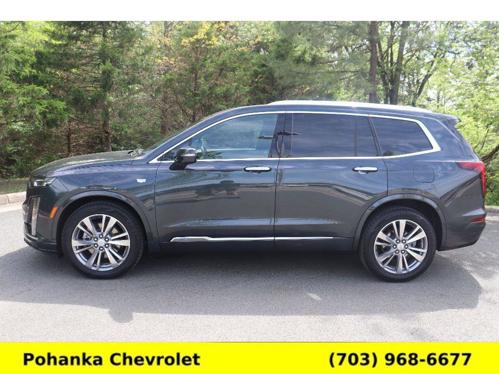 Used 2022 Cadillac XT6 Premium Luxury AWD/4WD image 4