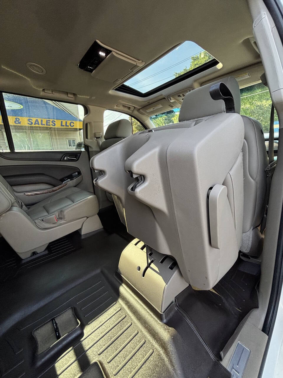 Used 2015 Chevrolet Suburban LTZ AWD/4WD image 22