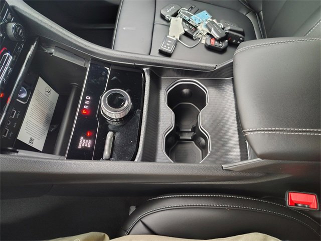 New 2025 Jeep Grand Cherokee L Limited w/ Black Appearance Package image 24