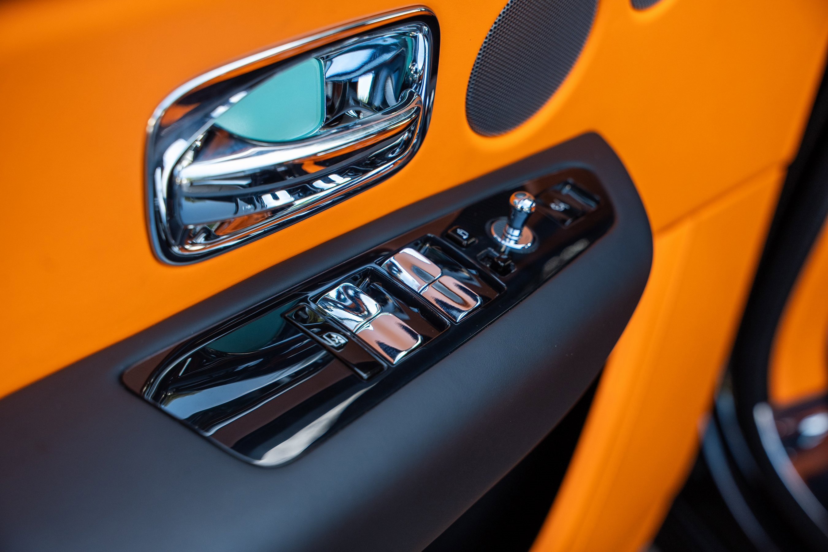 Used 2025 Rolls-Royce Cullinan image 17