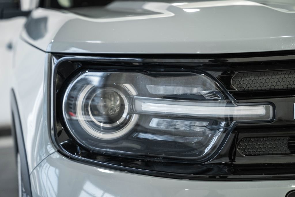 Used 2021 Ford Bronco Sport Outer Banks w/ Outer Banks Package (96D) image 14