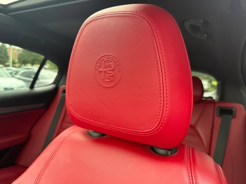 Used 2020 Alfa Romeo Stelvio Ti Sport AWD/4WD image 33