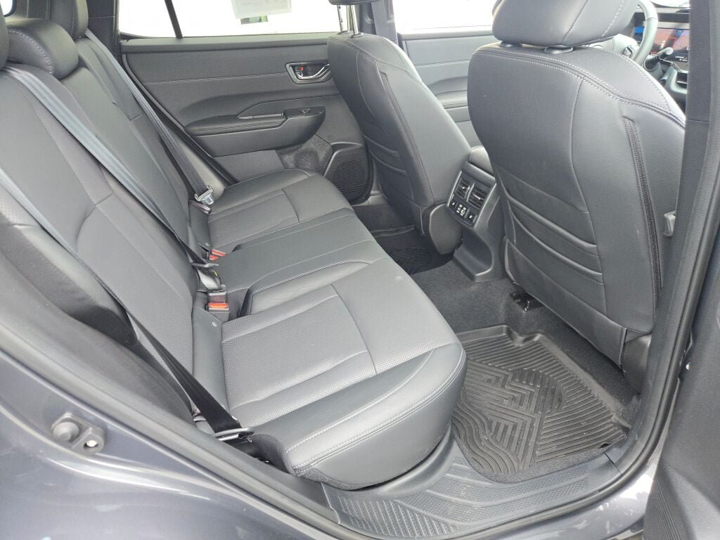 Certified 2026 Subaru Outback Touring XT AWD/4WD image 9