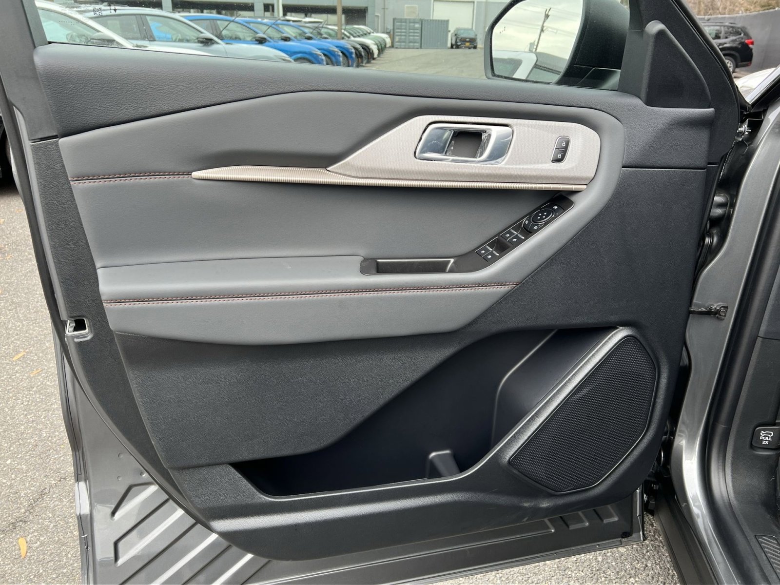 New 2025 Ford Explorer Active w/ Active Comfort Package image 14