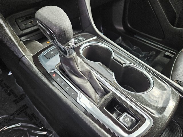 Used 2024 Chevrolet Equinox Premier AWD/4WD image 34