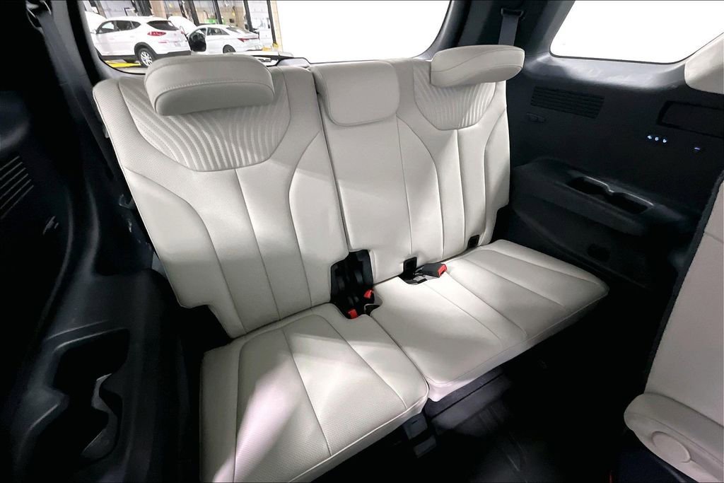 Used 2025 Hyundai Palisade Calligraphy image 37