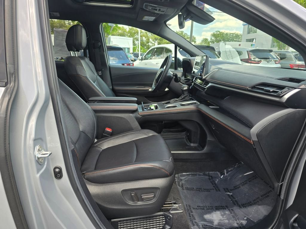 Certified 2024 Toyota Sienna XSE w/ XSE Plus Package AWD/4WD image 10
