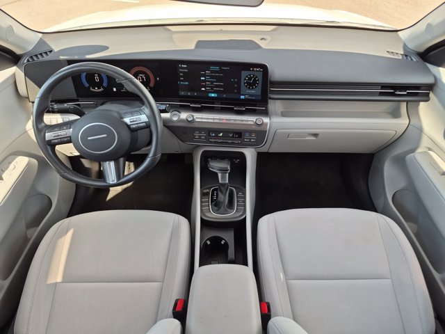 Used 2025 Hyundai Kona SEL FWD image 17