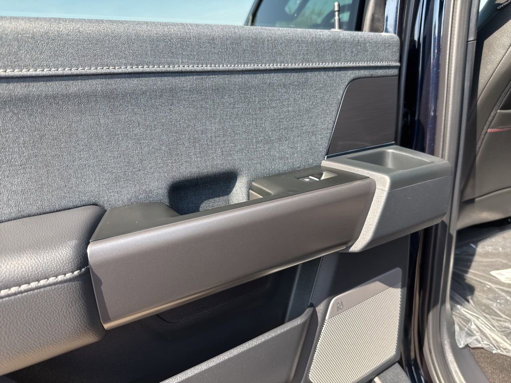 New 2025 Ford F150 Lariat w/ Equipment Group 501A Mid image 26