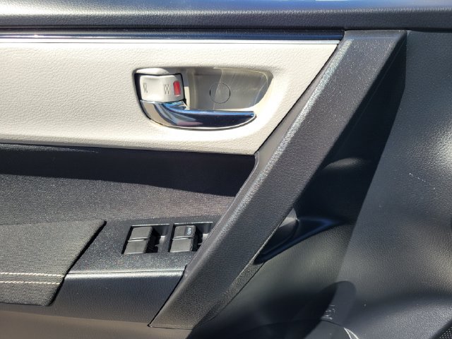 Used 2019 Toyota Corolla LE FWD image 16