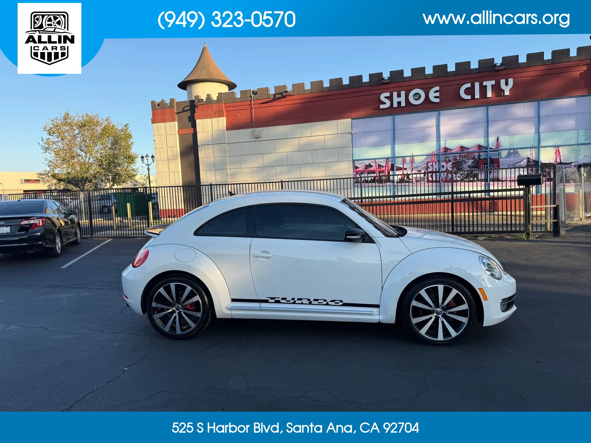 Used 2012 Volkswagen Beetle Turbo FWD image 4
