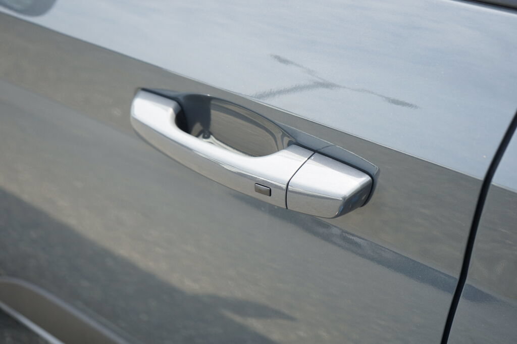 New 2025 Hyundai Venue Limited FWD image 22