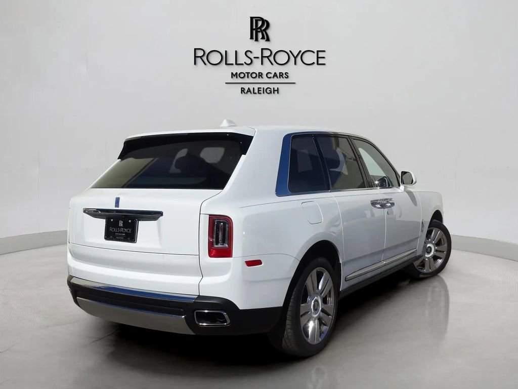 Certified 2022 Rolls-Royce Cullinan w/ Cullinan Package video 2