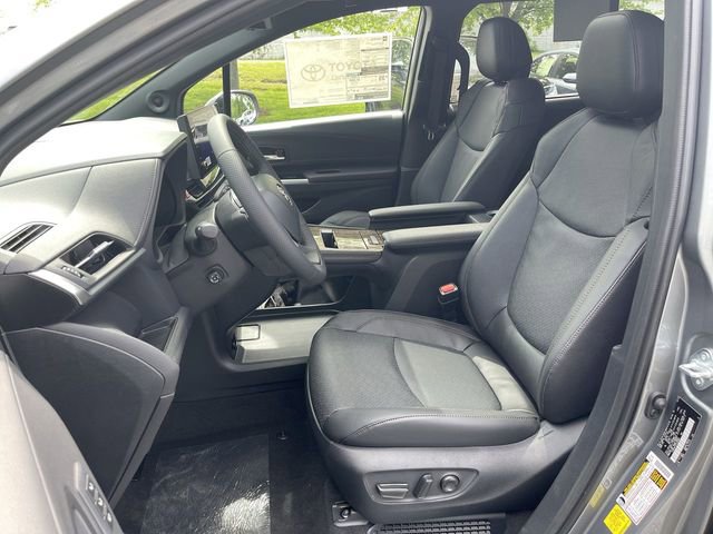 New 2026 Toyota Sienna Platinum AWD/4WD image 14
