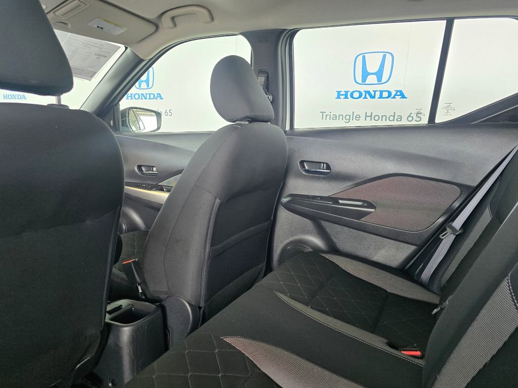 Used 2020 Nissan Kicks SV FWD image 15