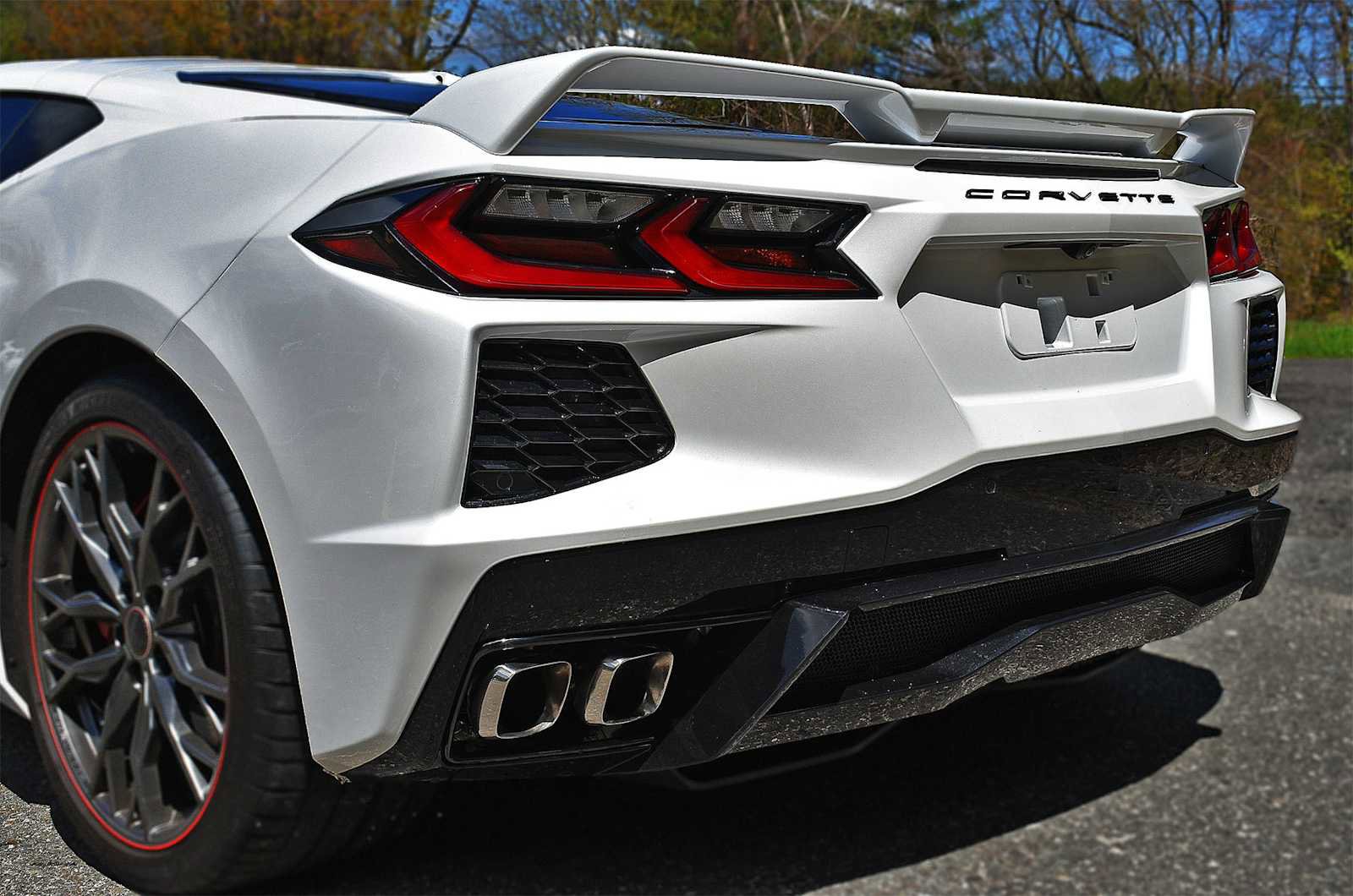 Used 2023 Chevrolet Corvette Stingray Premium Cpe w/ Z51 Performance Package RWD image 12