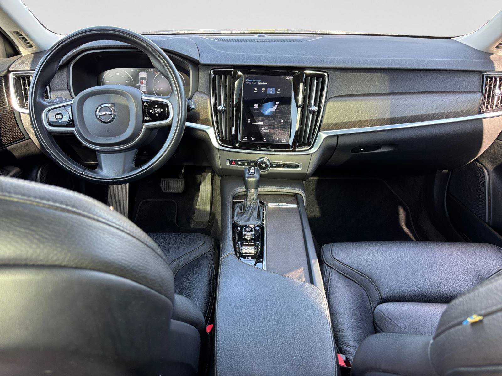 Used 2020 Volvo V90 T6 Cross Country AWD/4WD image 14