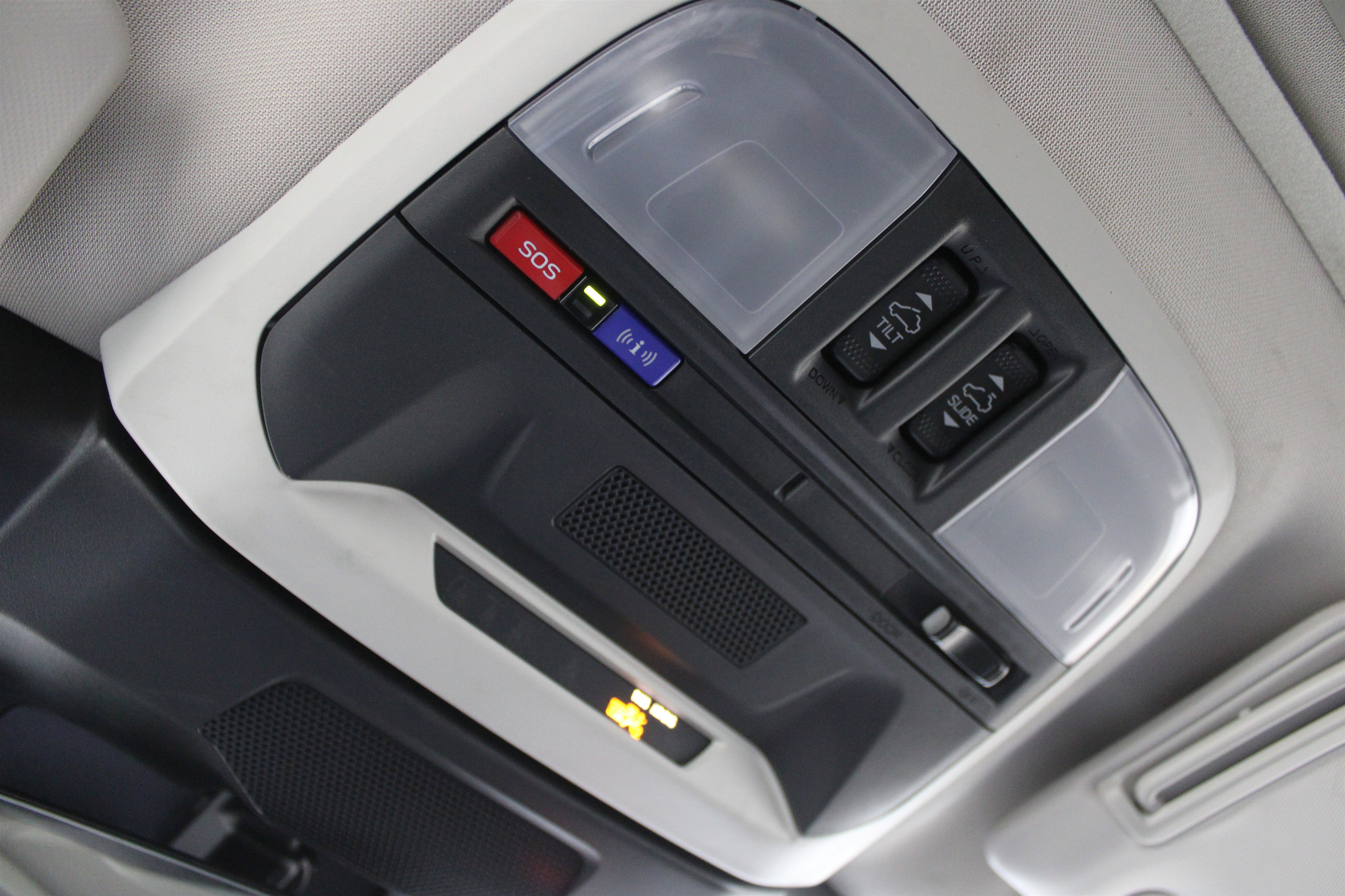 Used 2024 Subaru Crosstrek 2.0i Premium image 18