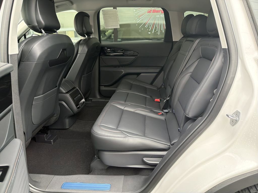 New 2026 Lincoln Nautilus Premier w/ Jet Appearance Package image 5