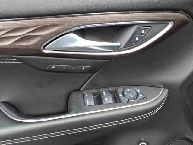 Used 2022 Buick Envision Avenir w/ Technology Package II image 27