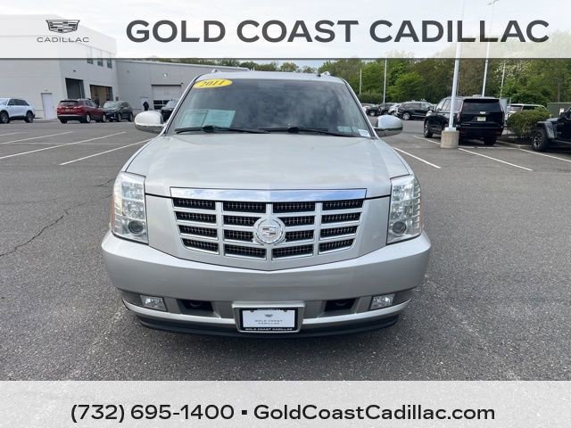 Used 2011 Cadillac Escalade ESV Luxury AWD/4WD image 4