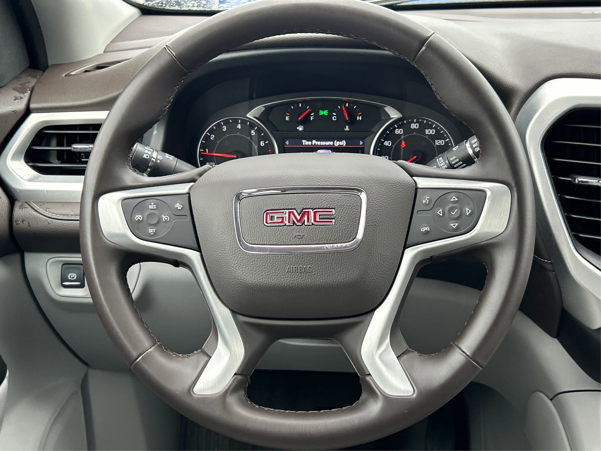 Certified 2023 GMC Acadia SLT image 22