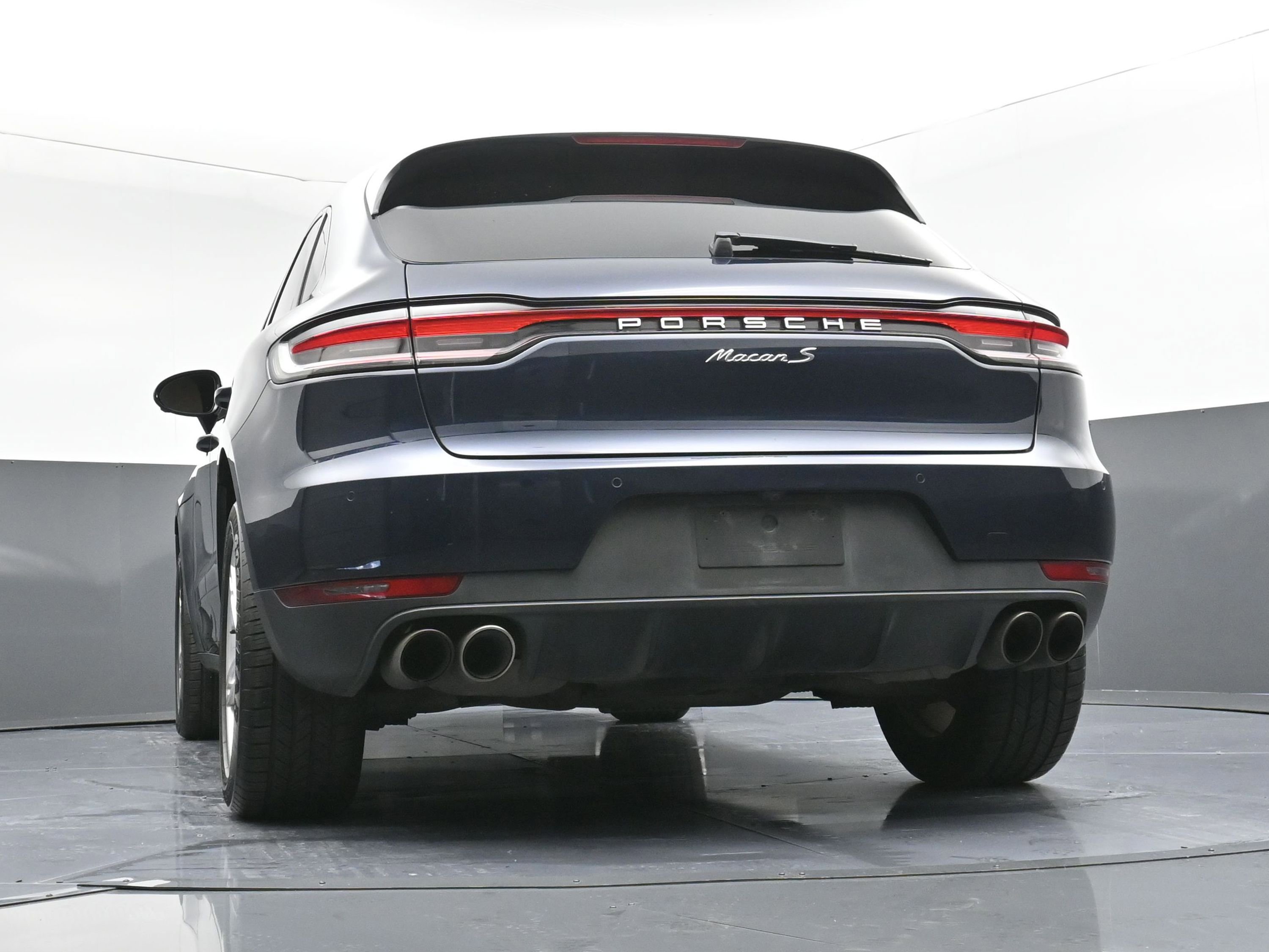 Used 2021 Porsche Macan S image 28