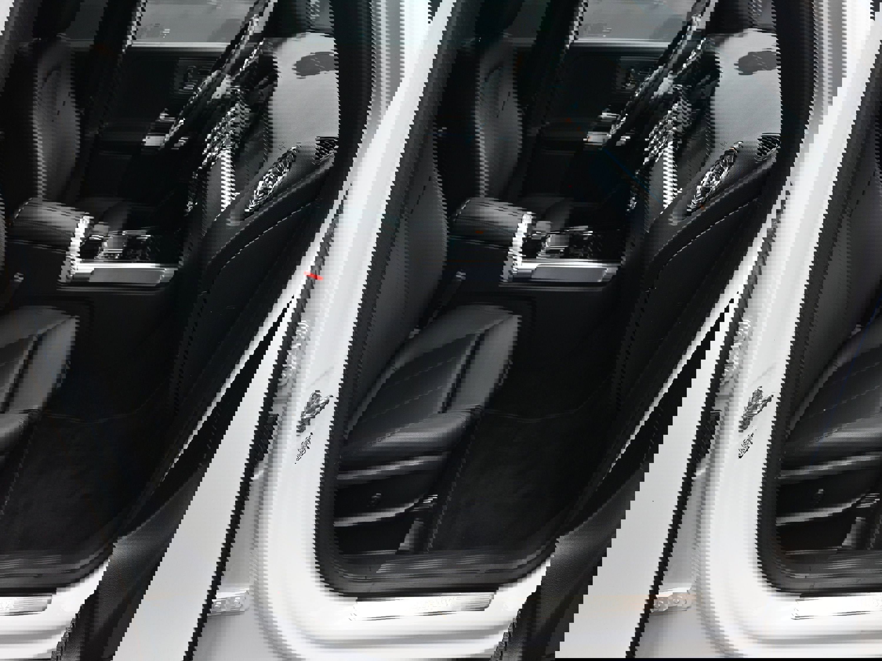 Used 2021 Mercedes-Benz GLB 250 4MATIC image 82