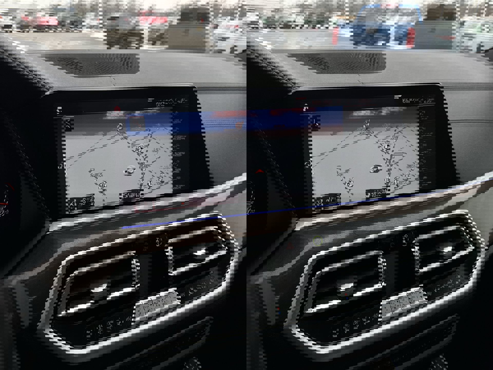 Used 2022 BMW X5 M50i w/ Executive Package image 14