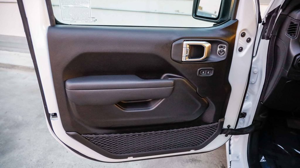 New 2026 Jeep Wrangler Unlimited Sport AWD/4WD image 25