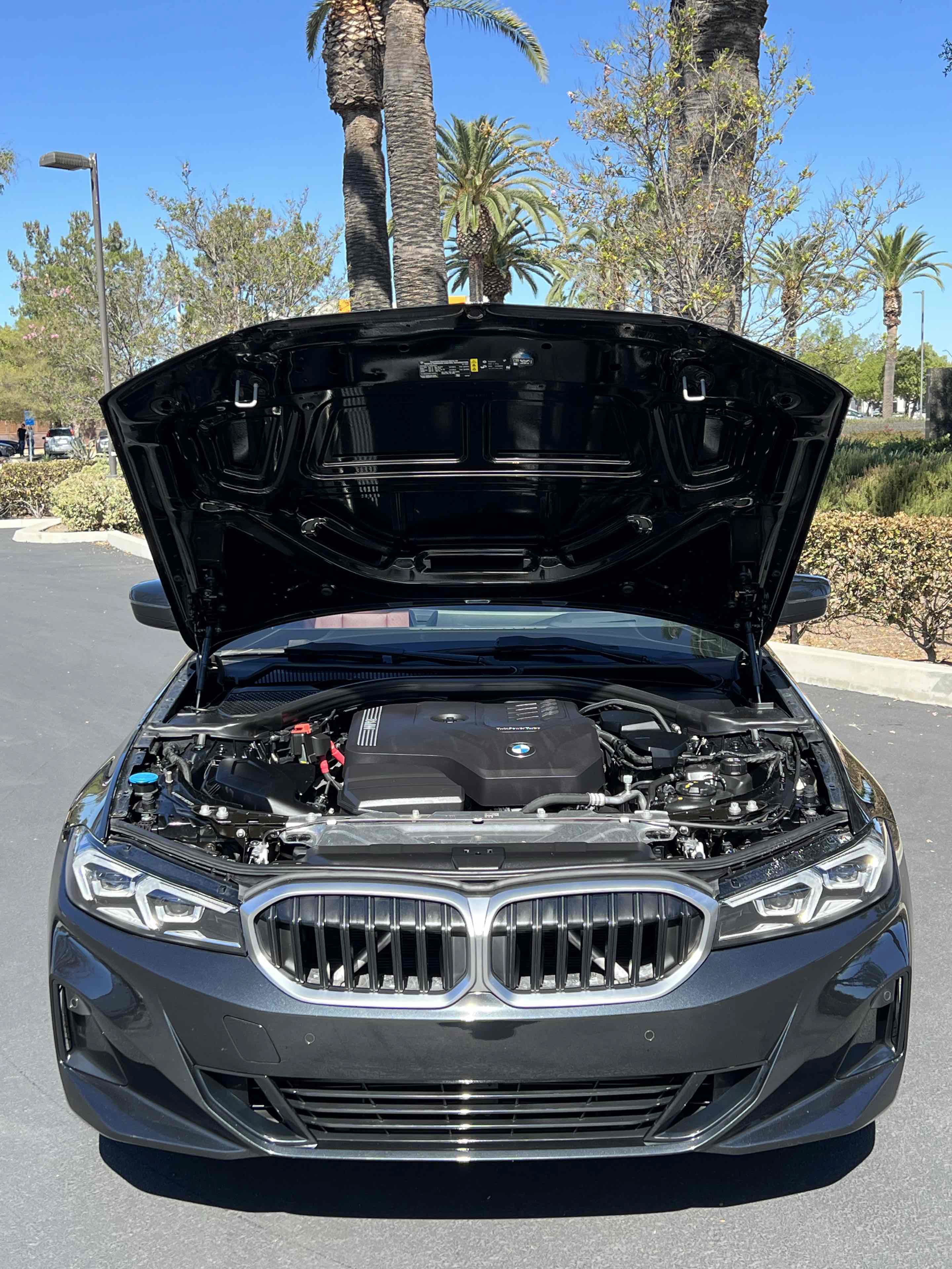 Used 2024 BMW 330i xDrive Sedan w/ Premium Package AWD/4WD image 21