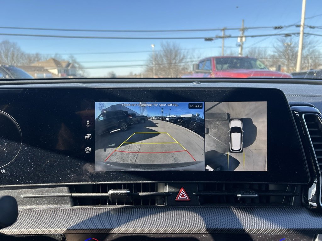 Used 2024 Kia Sportage SX image 18