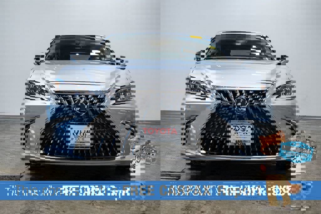 Used 2022 Lexus ES 350 w/ Premium Package image 2