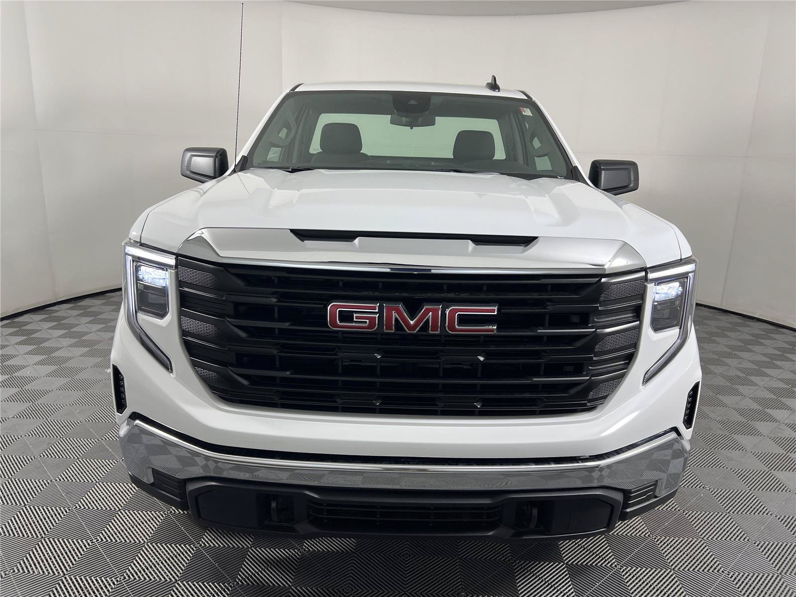 New 2026 GMC Sierra 1500 Pro AWD/4WD image 2