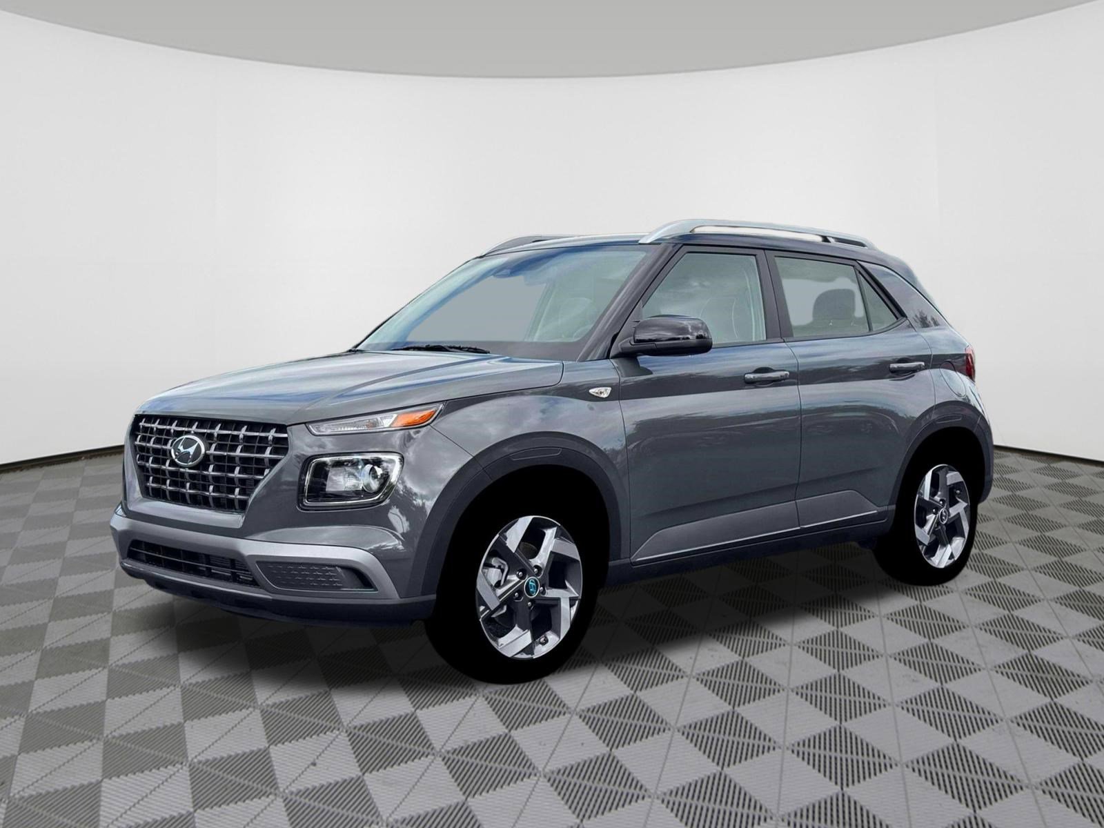 New 2026 Hyundai Venue SEL FWD image 2