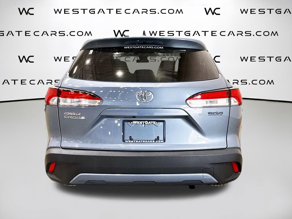 Used 2022 Toyota Corolla Cross L image 7