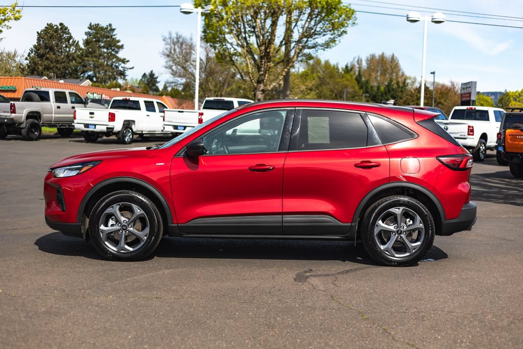 Used 2025 Ford Escape ST-Line AWD/4WD image 12