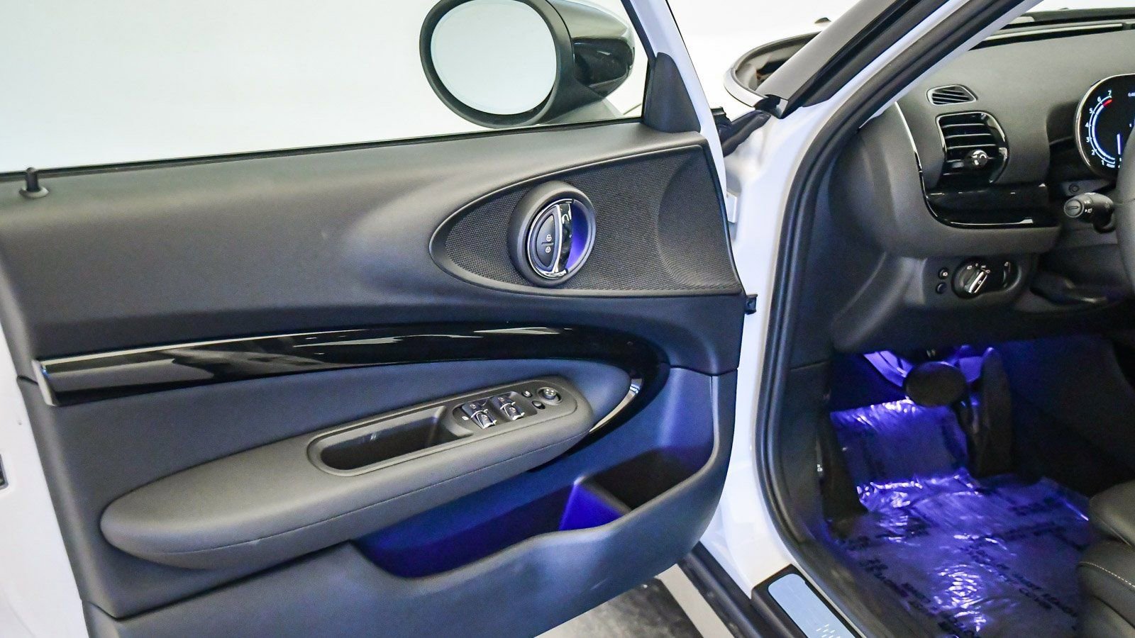 Certified 2023 MINI Cooper Clubman S image 25