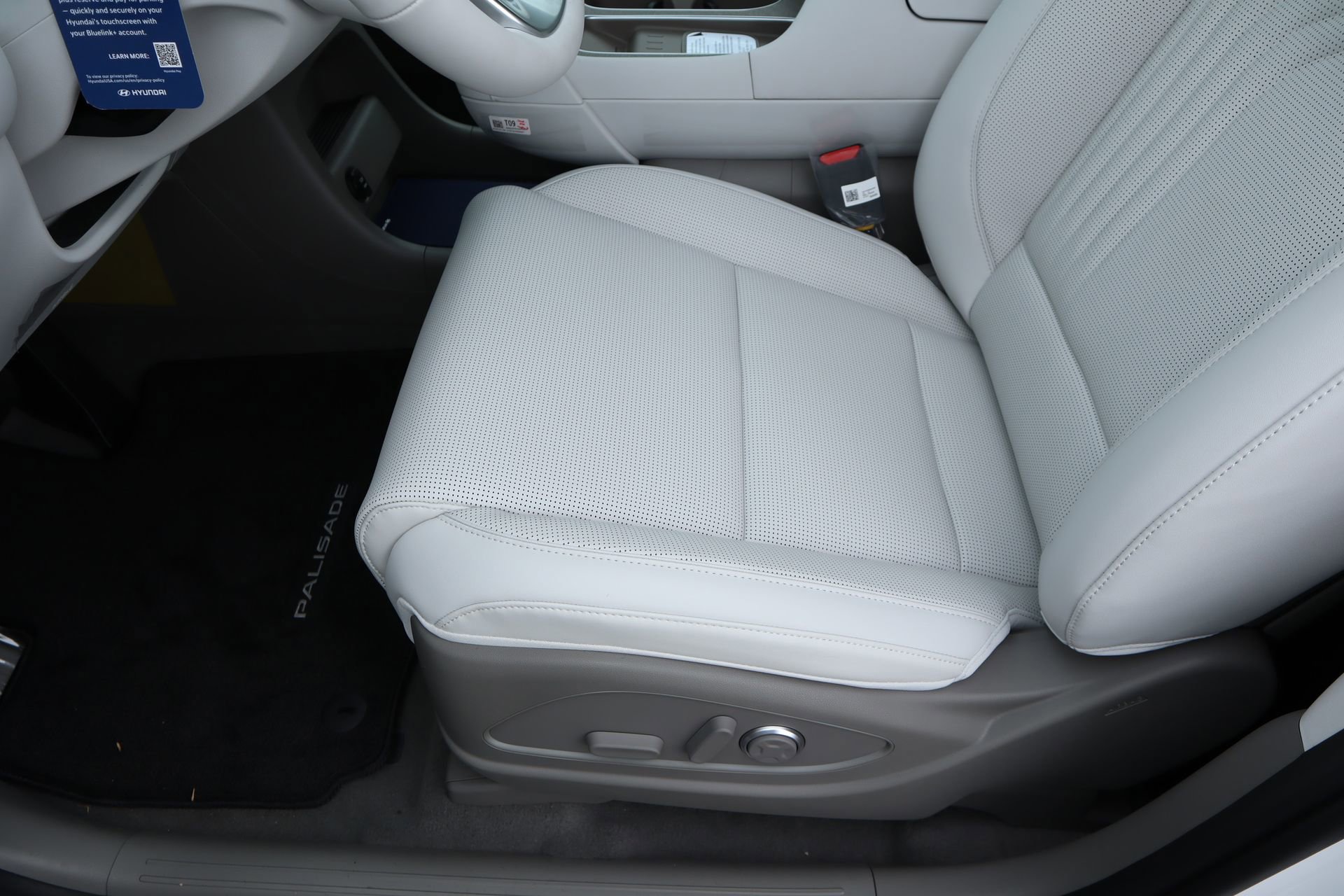New 2026 Hyundai Palisade SEL Premium FWD image 11