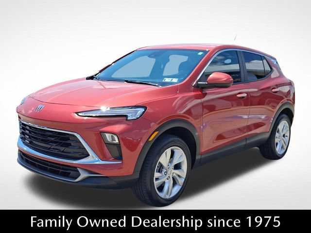 Used 2024 Buick Encore GX Preferred w/ Comfort Package AWD/4WD image 3