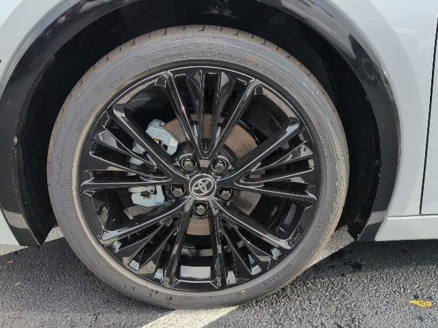 New 2026 Toyota Prius Plug-In Hybrid FWD image 10