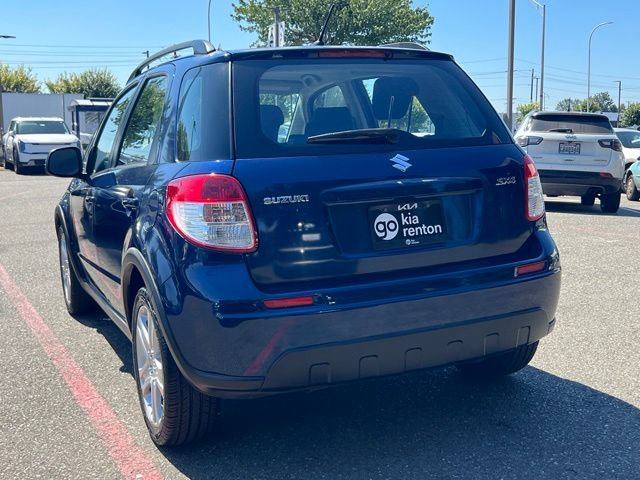 Used 2008 Suzuki SX4 Hatchback FWD image 7